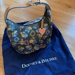 Dooney & Bourke Hand Bag